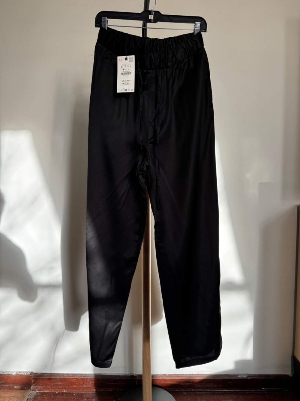 Zara Black Elastic Drawstring Jogger Pants